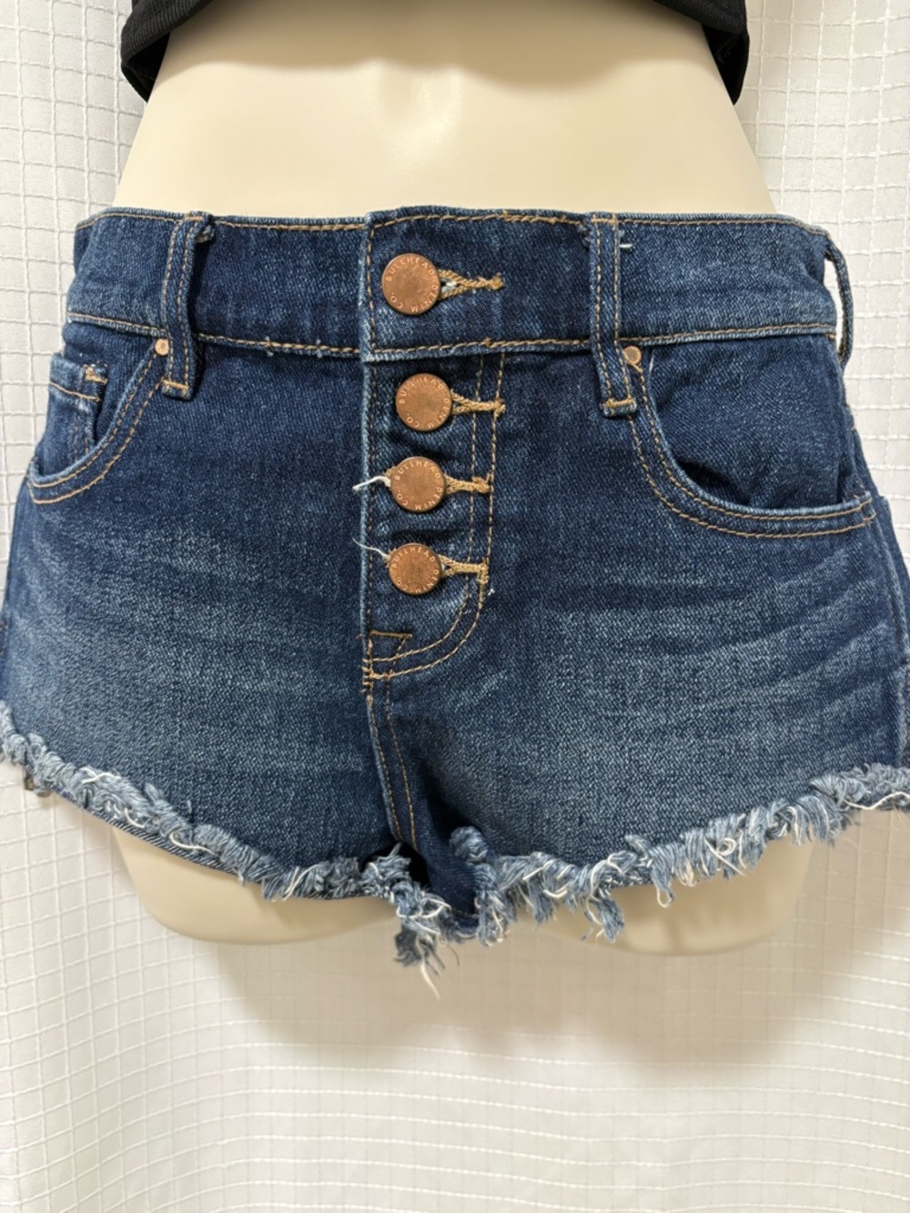 Bullhead Denim and Co. Microshorts Frayed Hem
